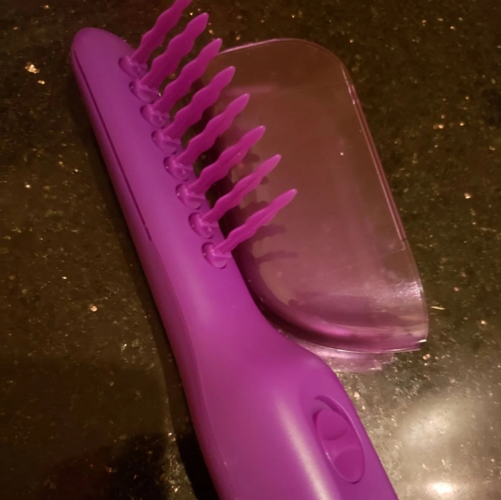 Electric Detangler Brush